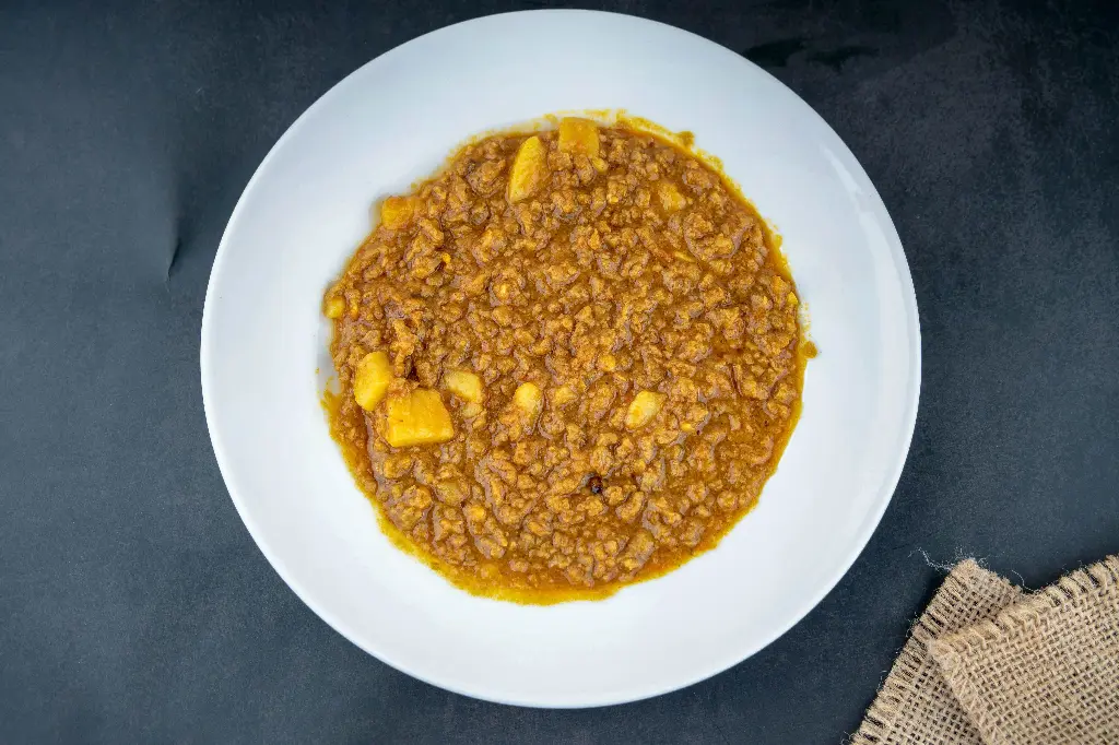 Keema with bread كيما مع الخبز