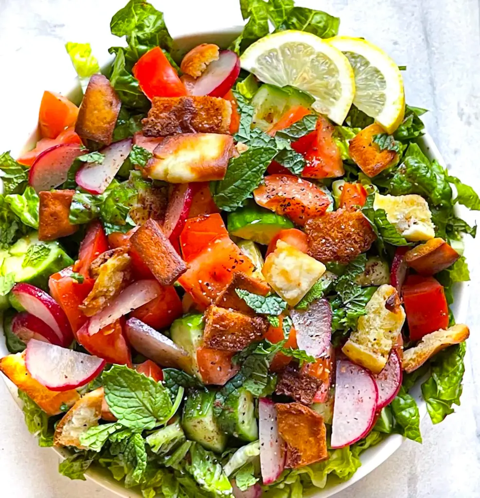 Fattoush salad