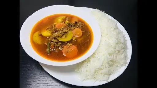 Meat Saloona With Rice صالونة لحم مع أرز